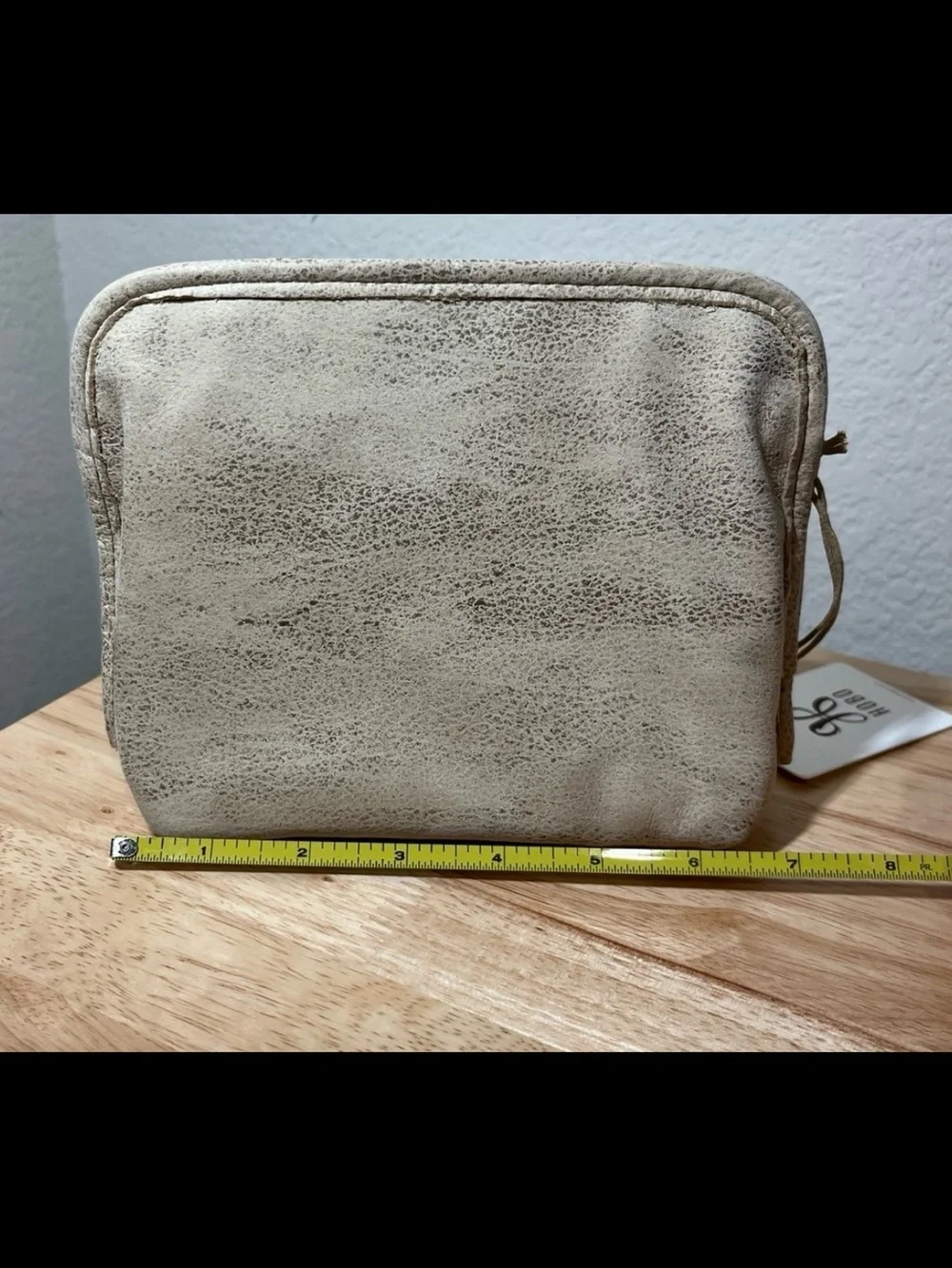 HOBO Beauty Cosmetic Travel Pouch Magnetic Closure Buffed Gold Leather NWT